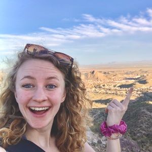 Meet your Posher, Hannah